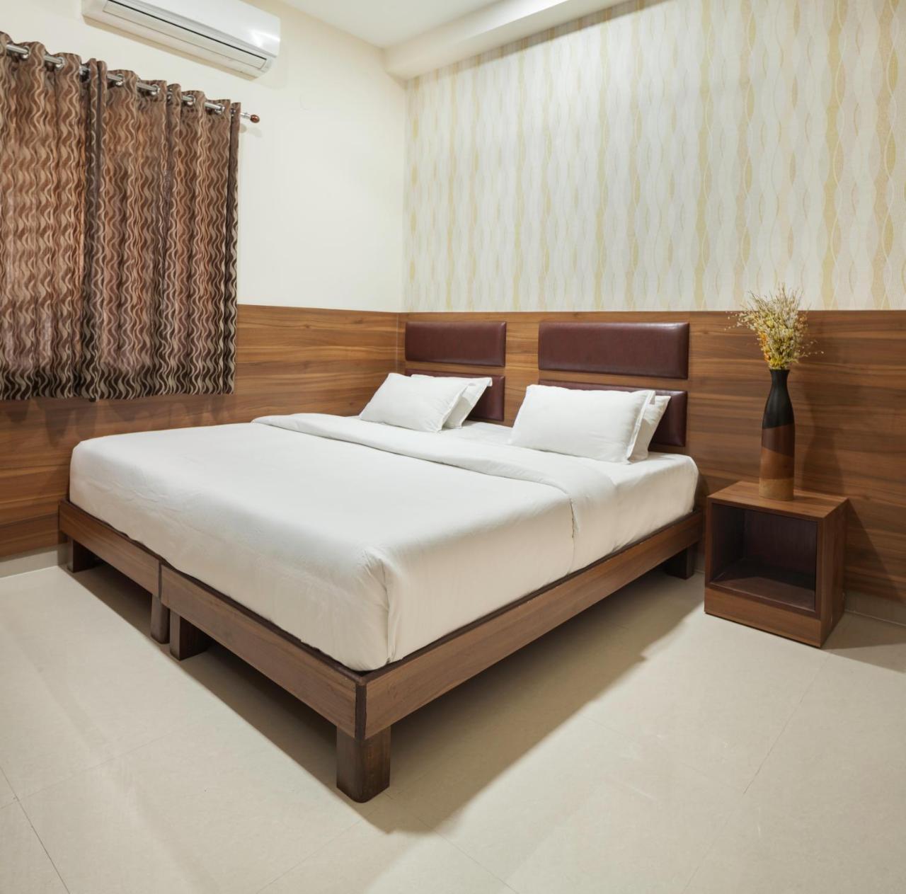 อนันยาส เนสต์ Hotel โคอิมบาทอร์ ภายนอก รูปภาพ
