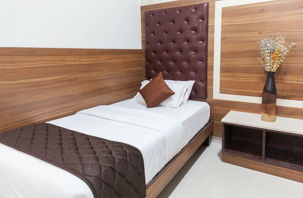 อนันยาส เนสต์ Hotel โคอิมบาทอร์ ภายนอก รูปภาพ